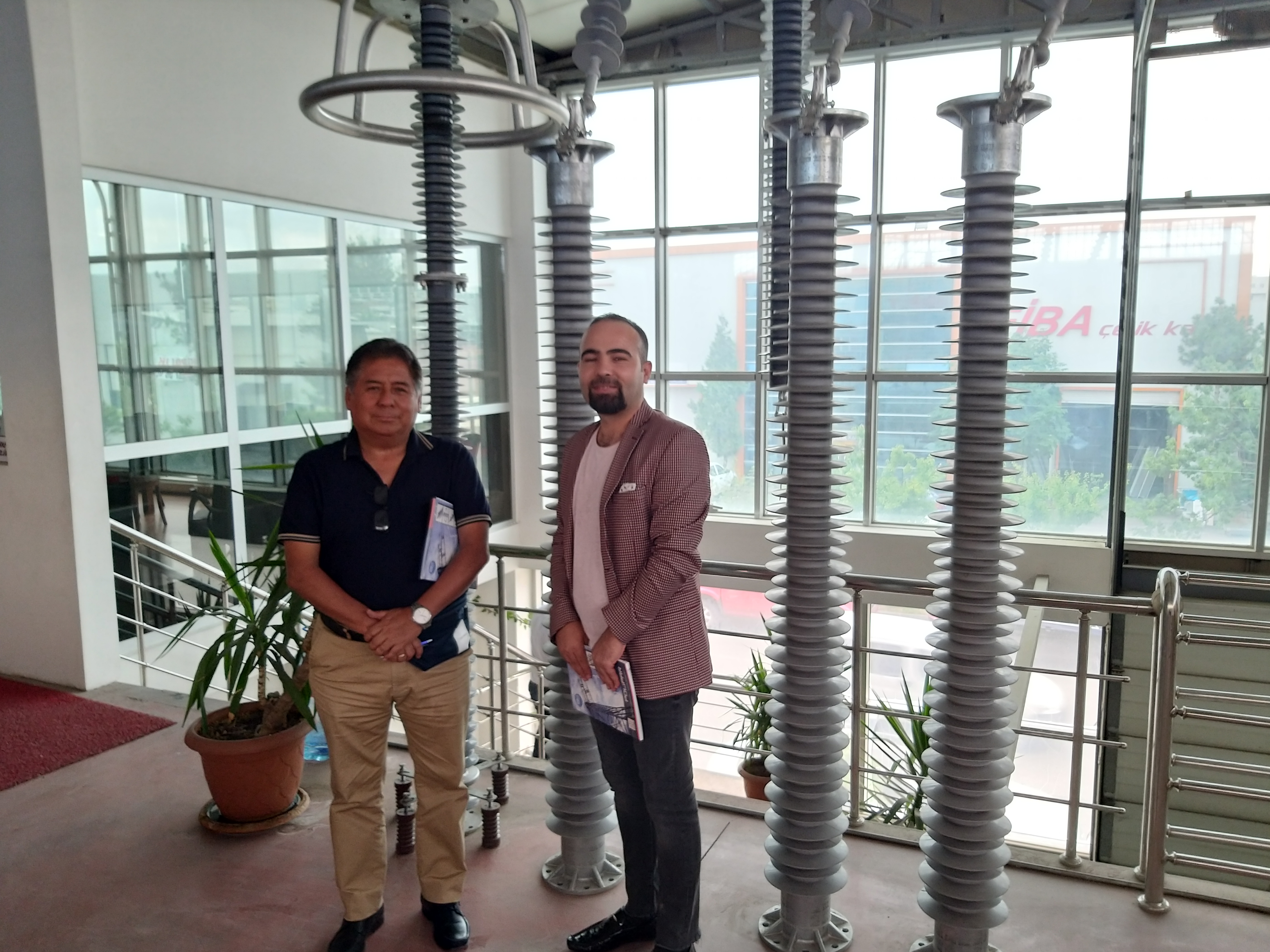 POLIPAR MEETS WITH CUSTOMERS